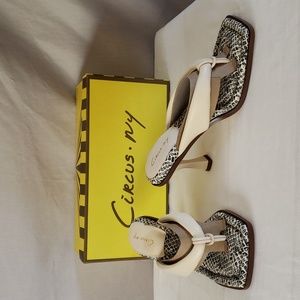 NEW Circus By Sam Edelman Skwet Sandal